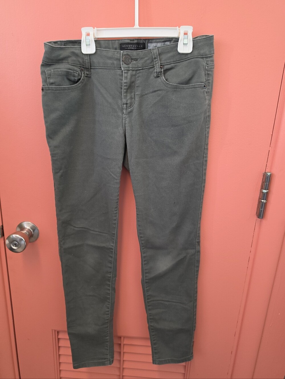 Aeropostale Women's Size 6 Olive Green Ankle Jegging Skinny Pants Jeans